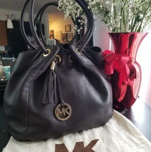 Michael Kors Bags - Large Michael Kors BoHo Purse Handbag Michael Kors Bags - Large Michael Kors BoHo Purse Handbag